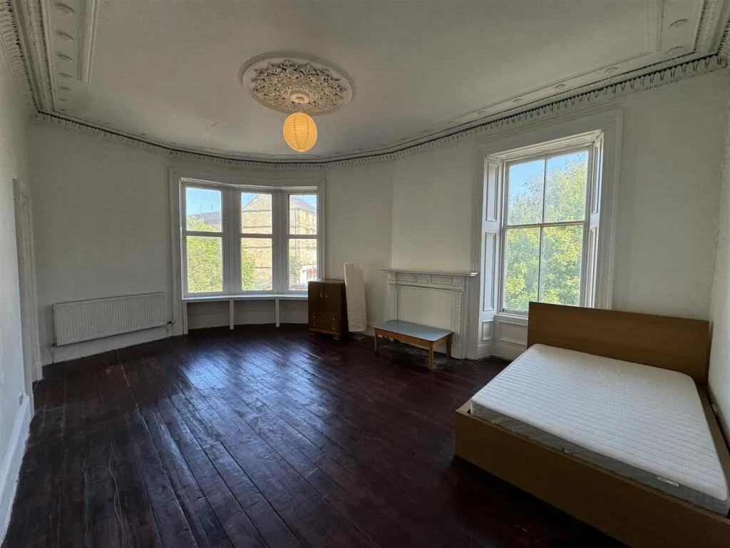4 bedroom flat for rent