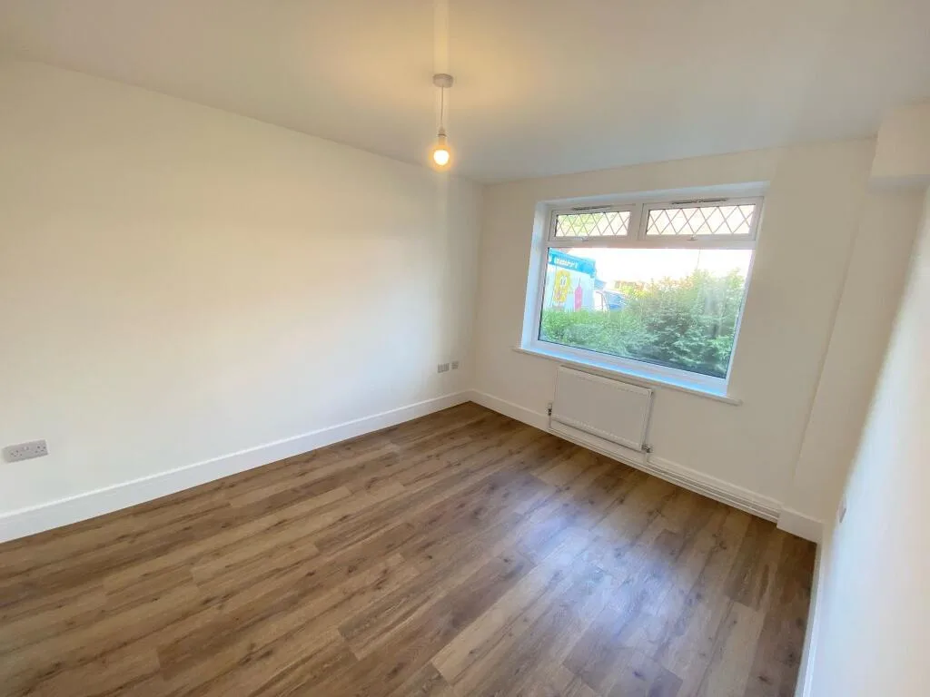 1 bedroom house share for rent