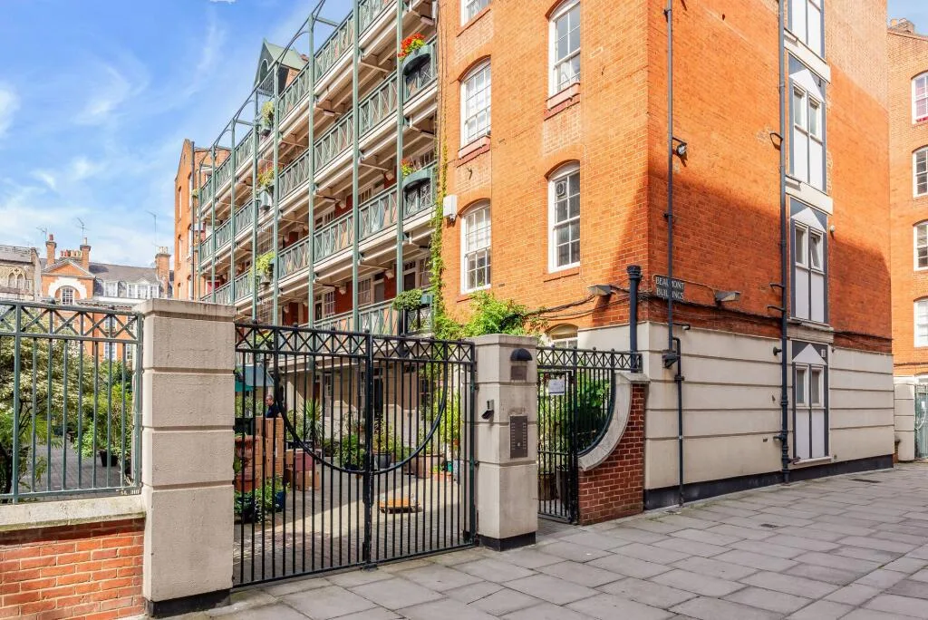 1 bedroom ground floor flat for rent