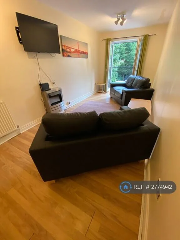 1 bedroom house share for rent