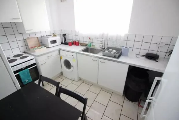 4 bedroom flat for rent
