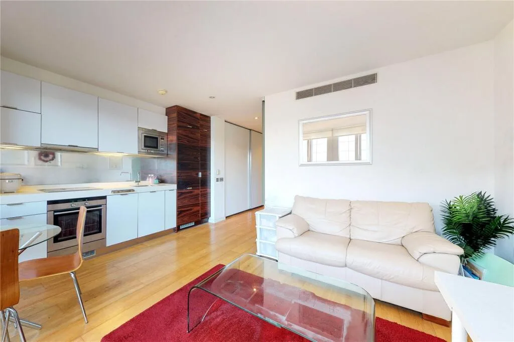 Studio apartment for rent