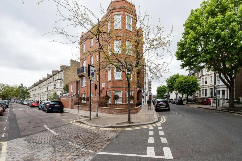 1 bedroom ground floor flat for rent