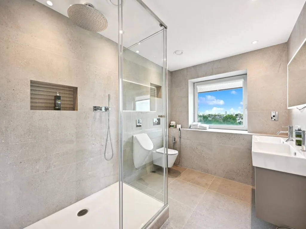 3 bedroom penthouse for rent