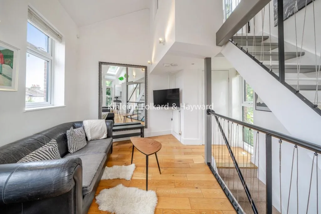 1 bedroom end of terrace house for rent