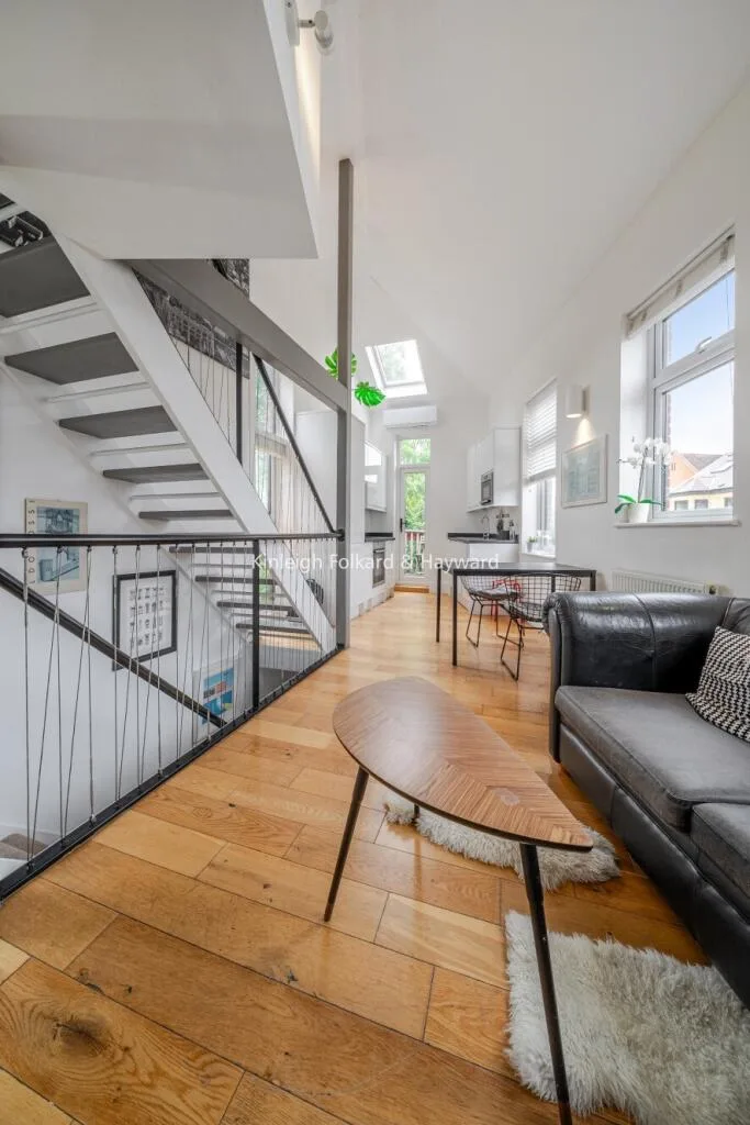 1 bedroom end of terrace house for rent