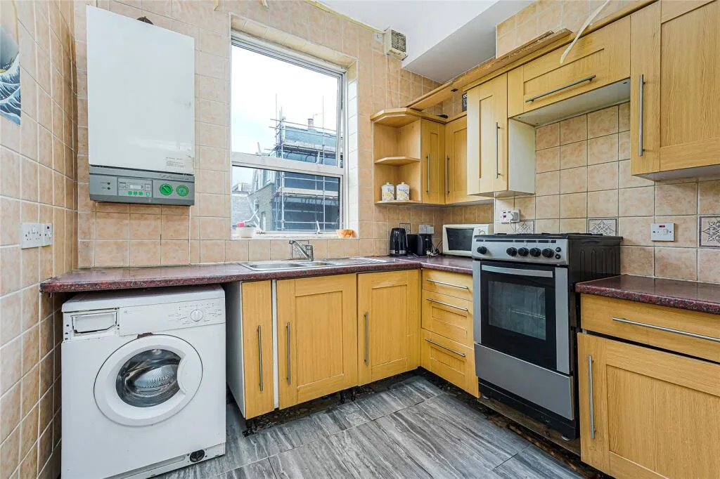 3 bedroom flat for rent