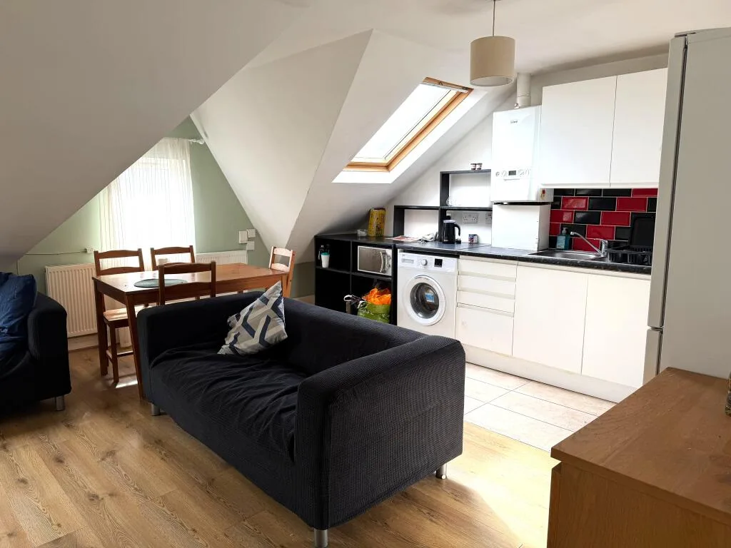 2 bedroom flat for rent