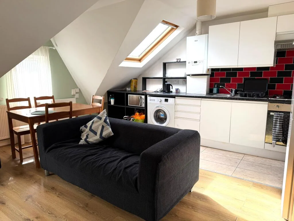 2 bedroom flat for rent