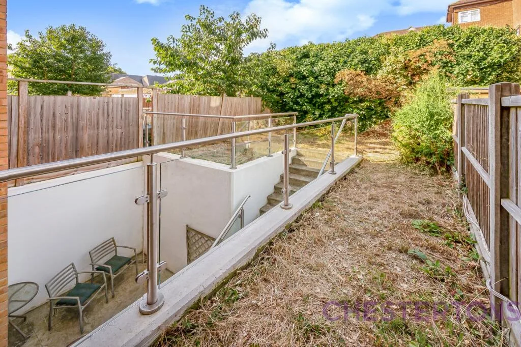 4 bedroom terraced house for rent