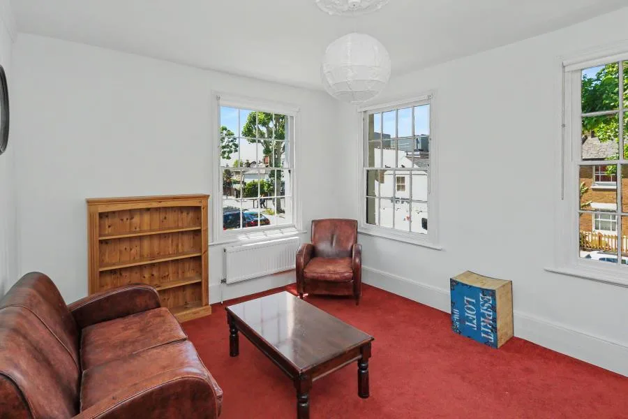 2 bedroom flat for rent
