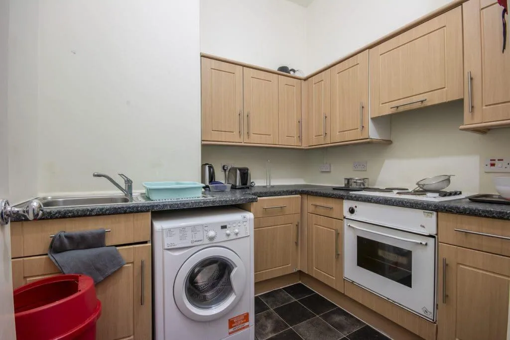 3 bedroom flat for rent