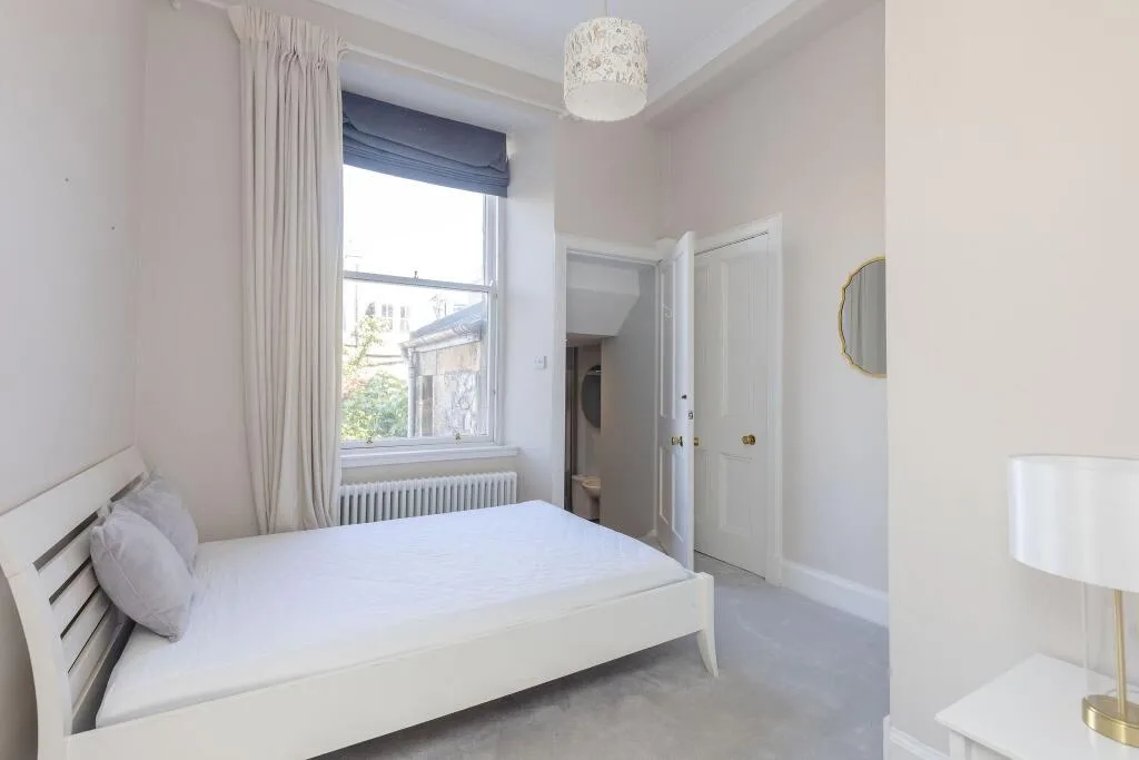 2 bedroom ground floor maisonette for rent