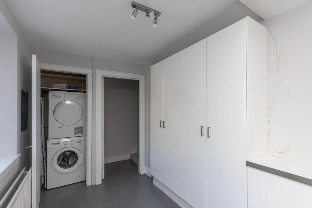 2 bedroom ground floor maisonette for rent