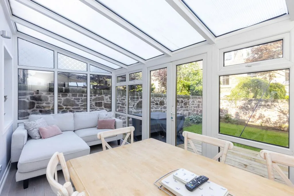 2 bedroom ground floor maisonette for rent