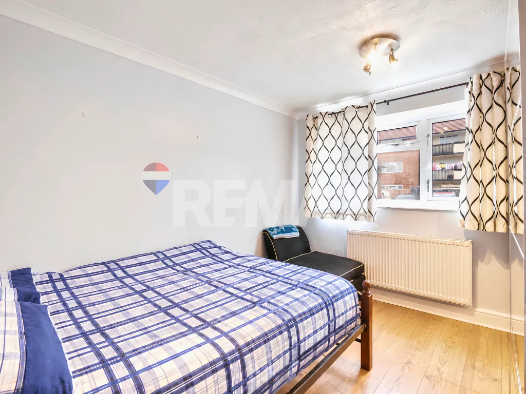 3 bedroom maisonette for rent
