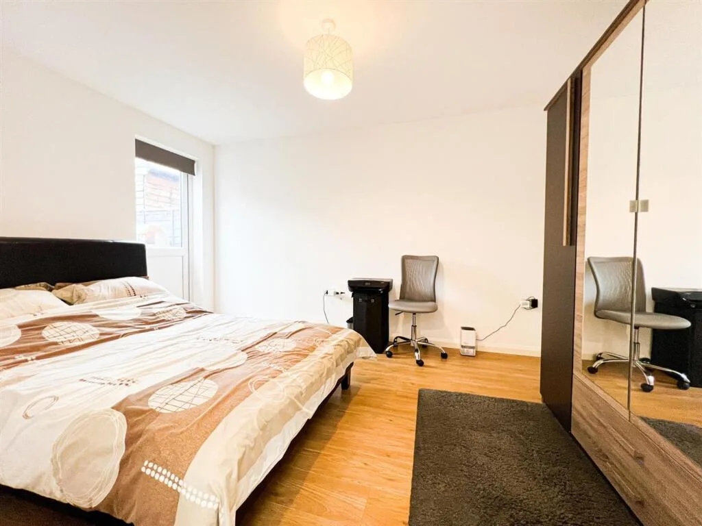 1 bedroom ground floor flat for rent