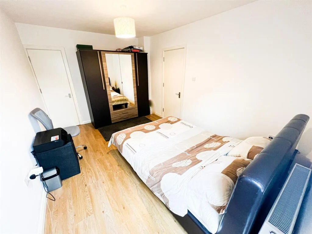1 bedroom ground floor flat for rent