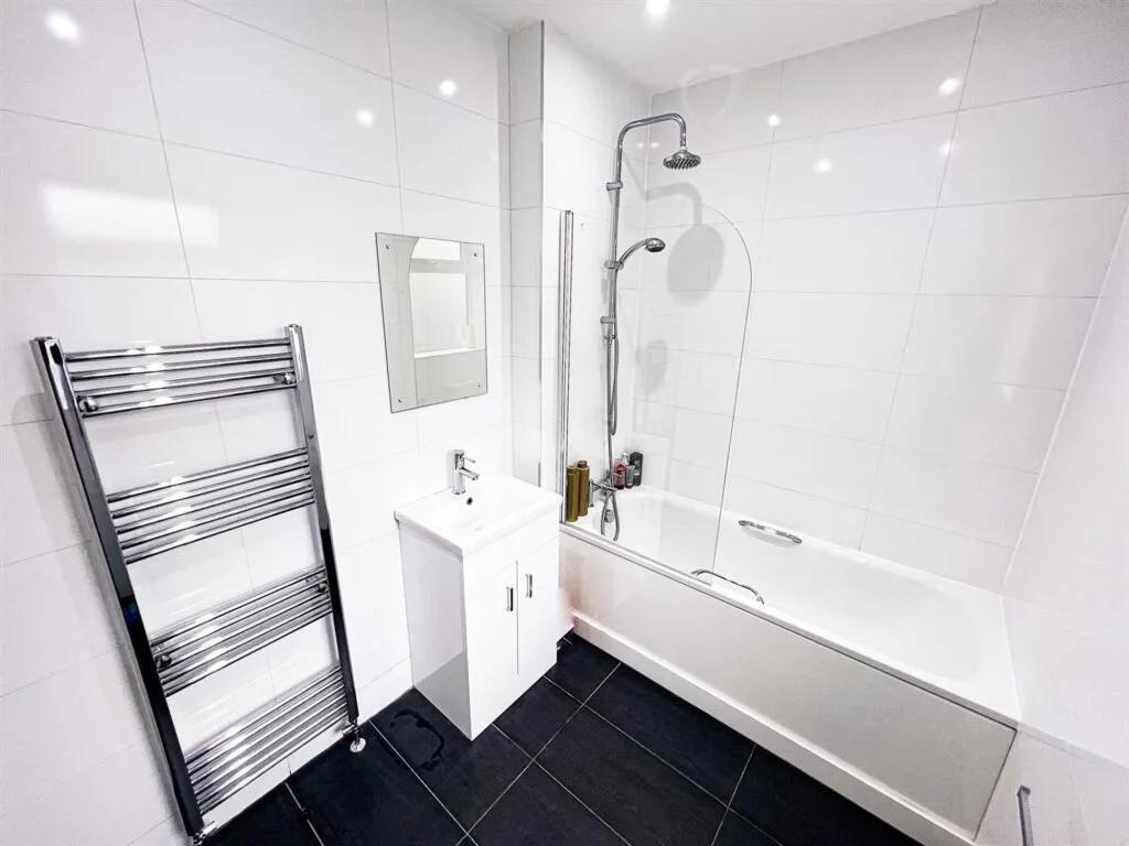 1 bedroom ground floor flat for rent