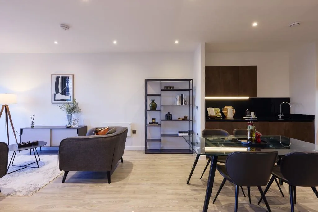 2 bedroom town house for rent