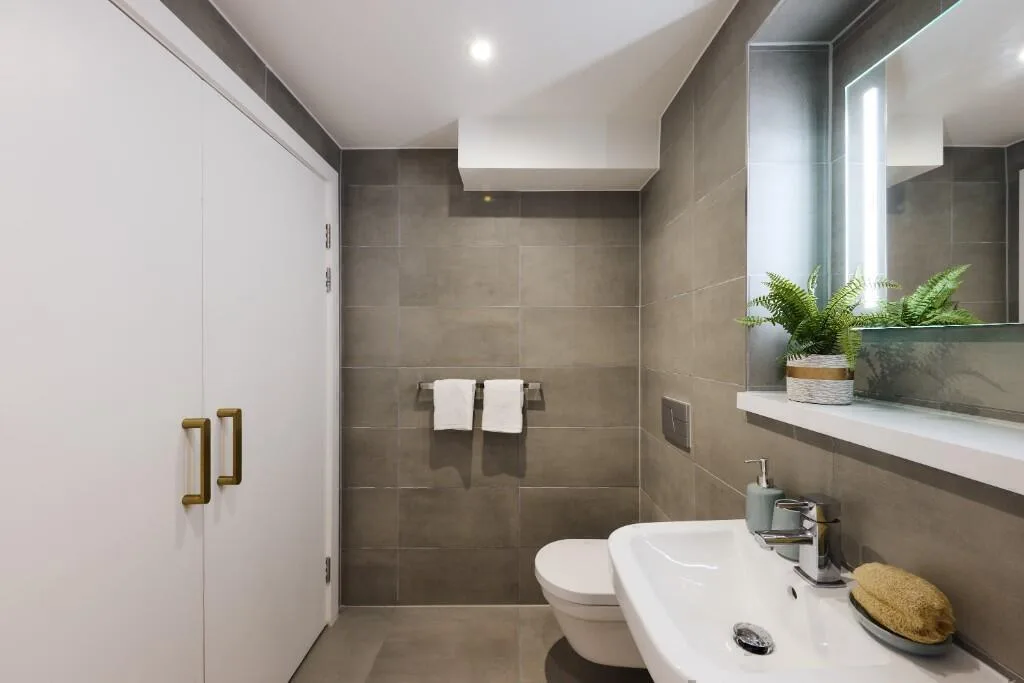 2 bedroom town house for rent