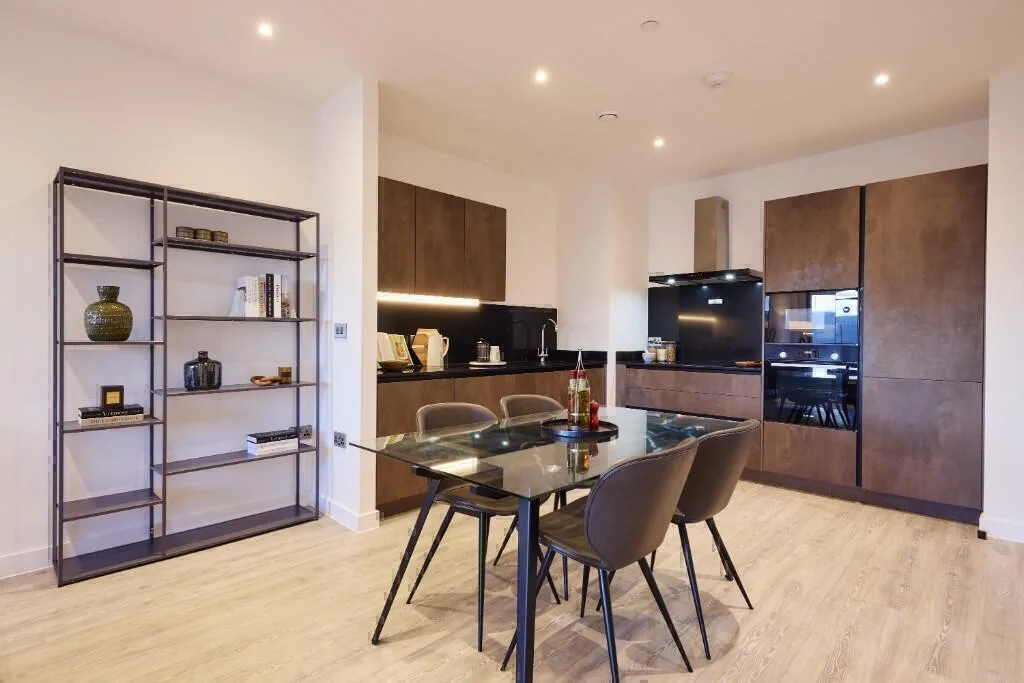 2 bedroom town house for rent