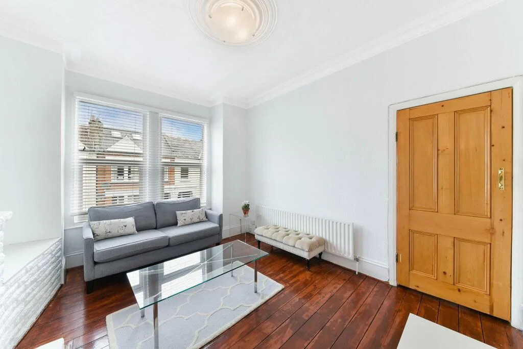 3 bedroom apartment for rent