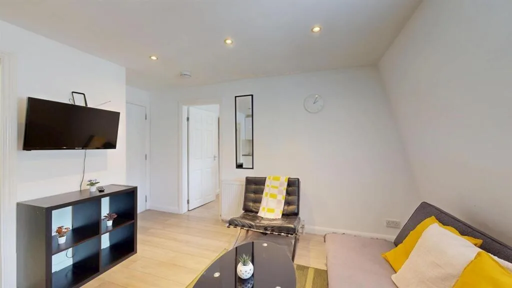 1 bedroom flat for rent