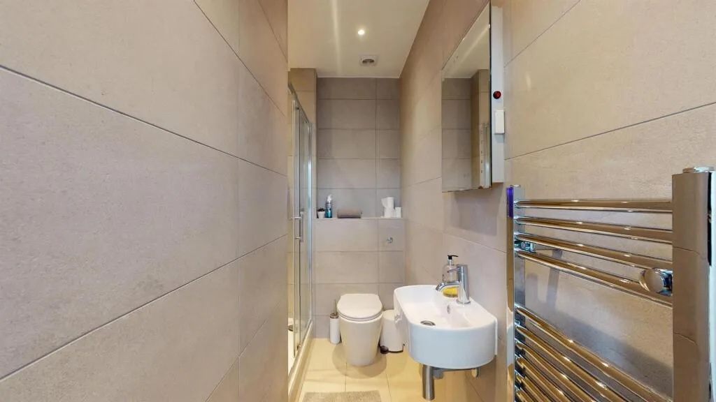 4 bedroom flat for rent