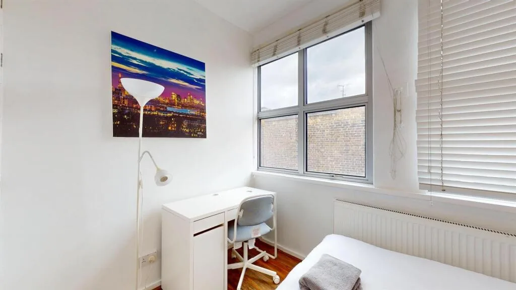 4 bedroom flat for rent