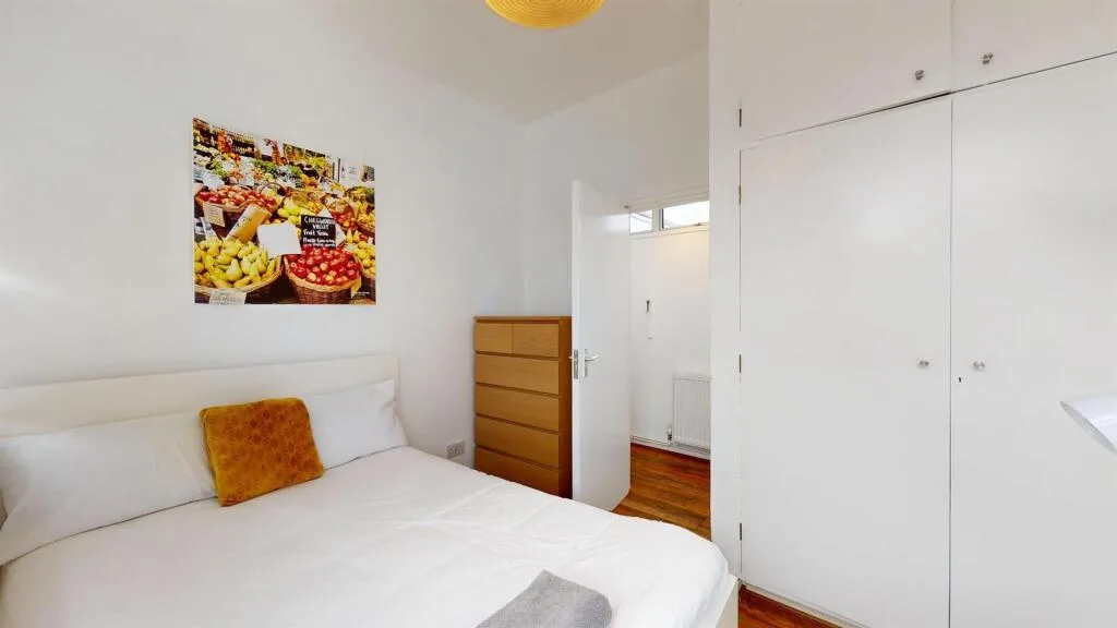4 bedroom flat for rent