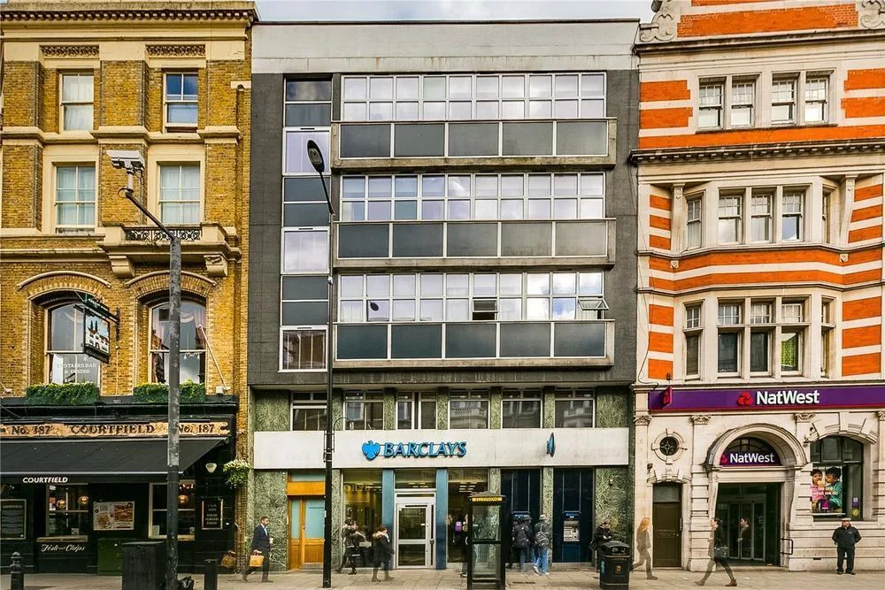 4 bedroom flat for rent