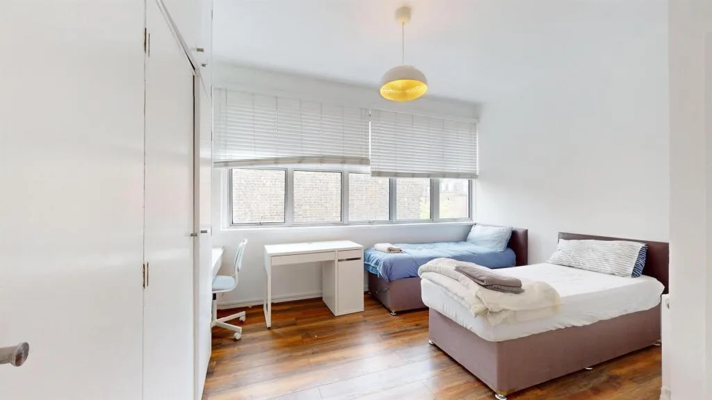 4 bedroom flat for rent