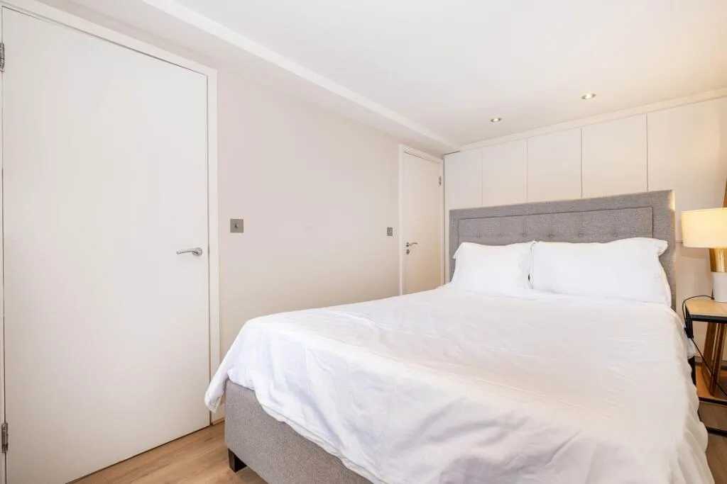 2 bedroom end of terrace house for rent