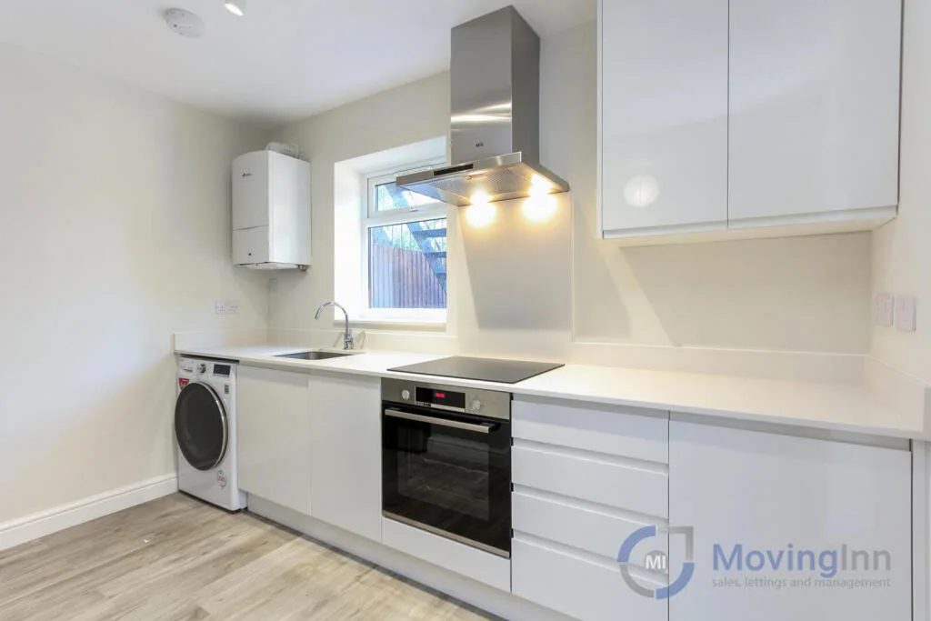 2 bedroom flat for rent