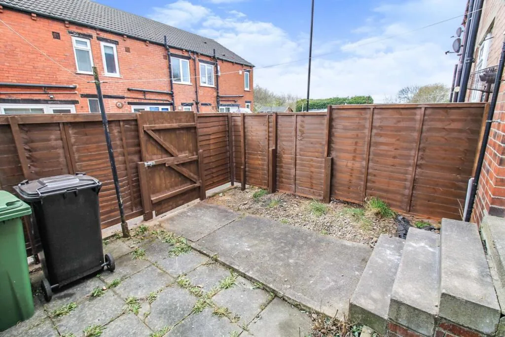 2 bedroom terraced house for rent
