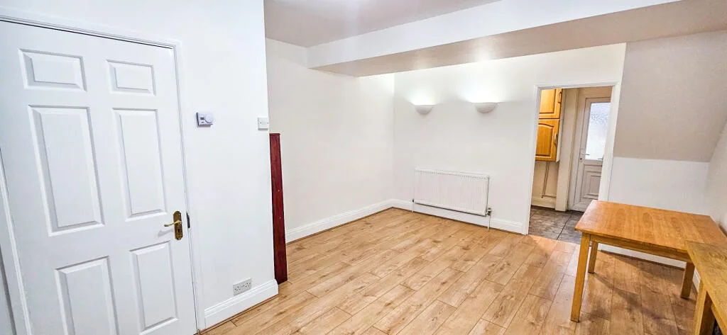 2 bedroom terraced house for rent
