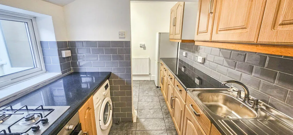 2 bedroom terraced house for rent