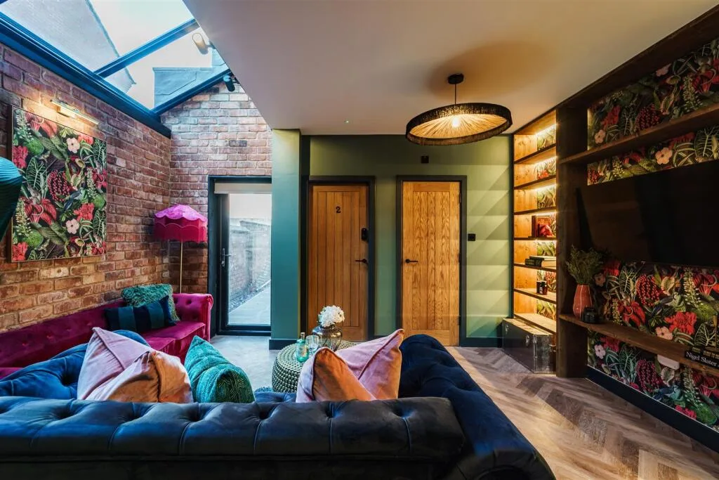 1 bedroom house share for rent