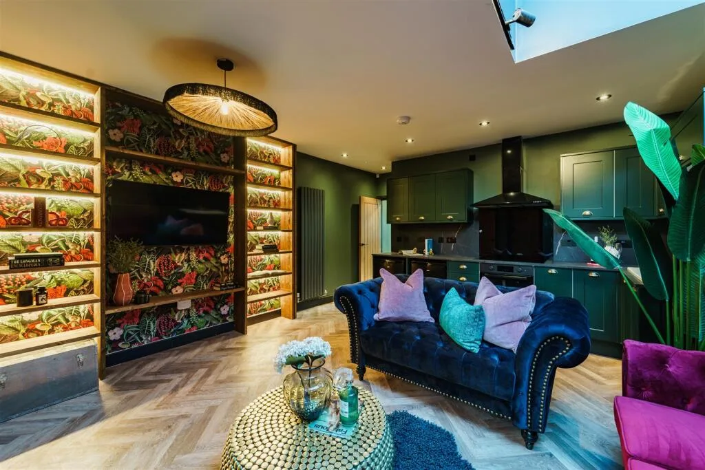 1 bedroom house share for rent