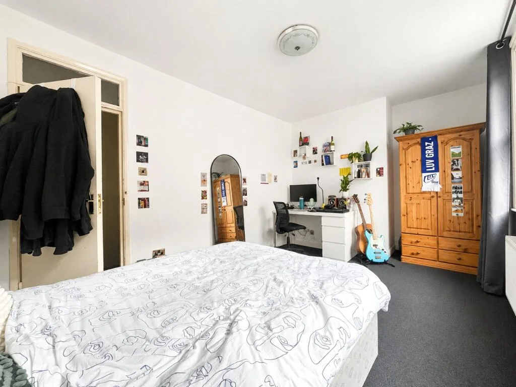 4 bedroom duplex for rent