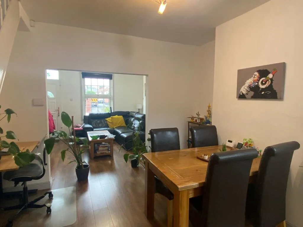2 bedroom terraced house for rent