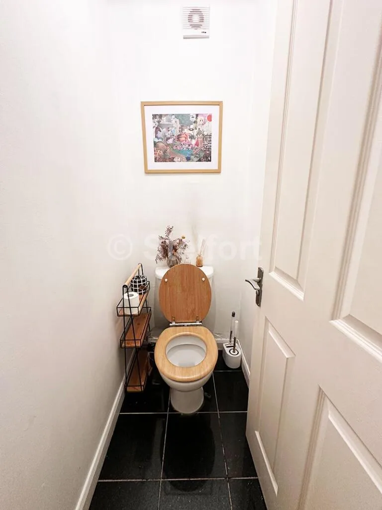 4 bedroom terraced house for rent