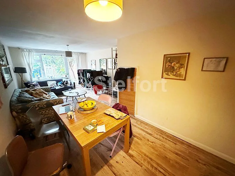 4 bedroom terraced house for rent