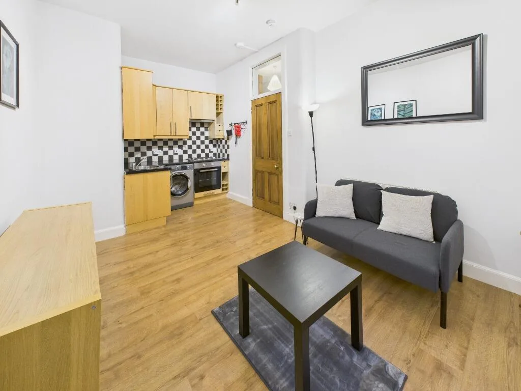 1 bedroom flat for rent