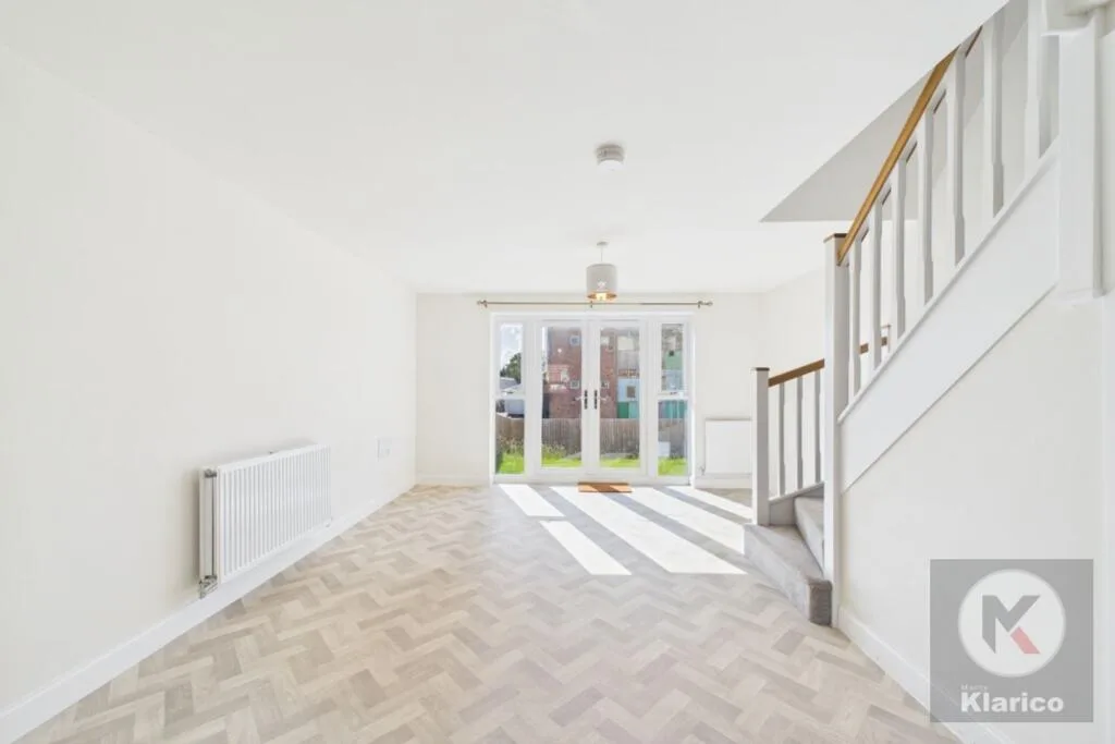 2 bedroom house for rent