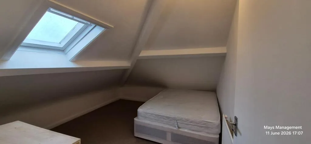 2 bedroom house for rent
