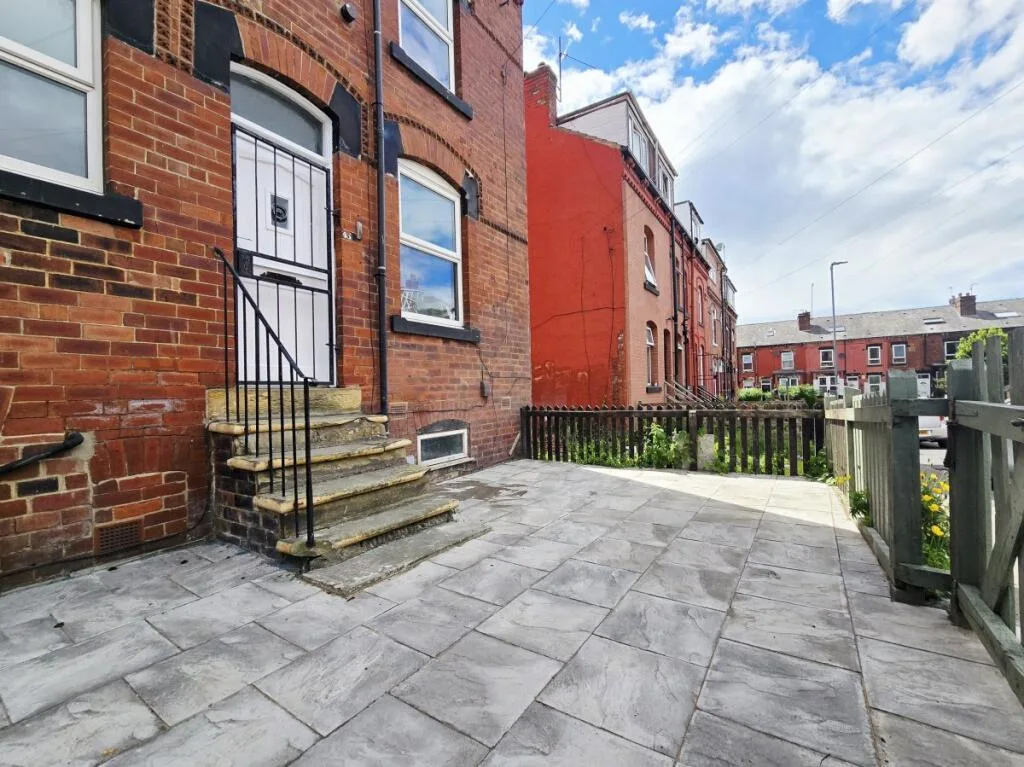 2 bedroom terraced house for rent