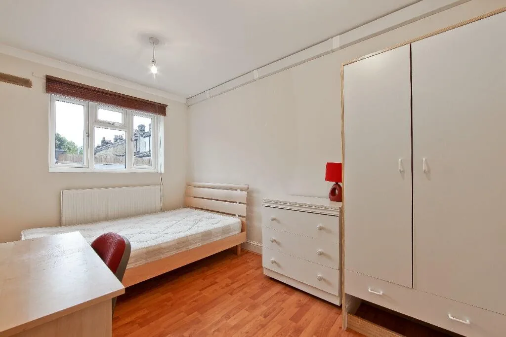 4 bedroom terraced house for rent