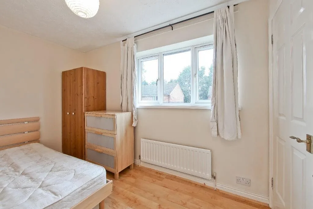 4 bedroom terraced house for rent